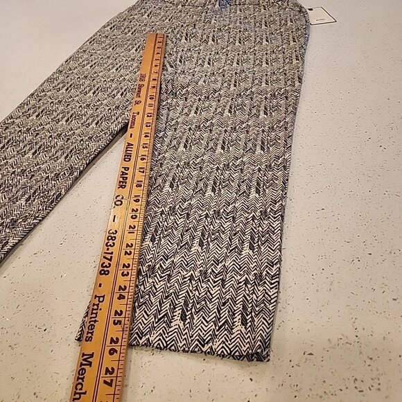 NWT Dana Buchman Mid Rise Ankle Pull On Pants M Black White 27 Inseam - Picture 3 of 6